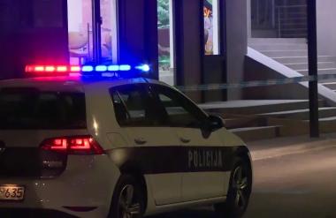 Током ноћи изгорио аутомобил: Мјештани сумњају на мигранте