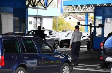 Od 1. studenoga VELIKA novost na granici s Hrvatskom. Evo što se mijenja s carinama