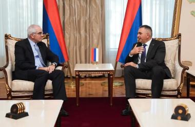 Минић са шефом Мисије ОЕБС-а: Наставак економског развоја Српске
